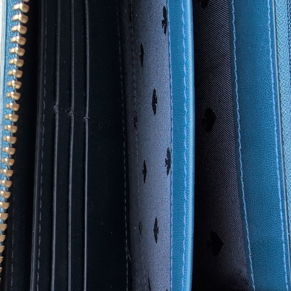 Kate Spade Accordion Zip Leather Wallet In Navy Blue EUC - Picture 5 of 9